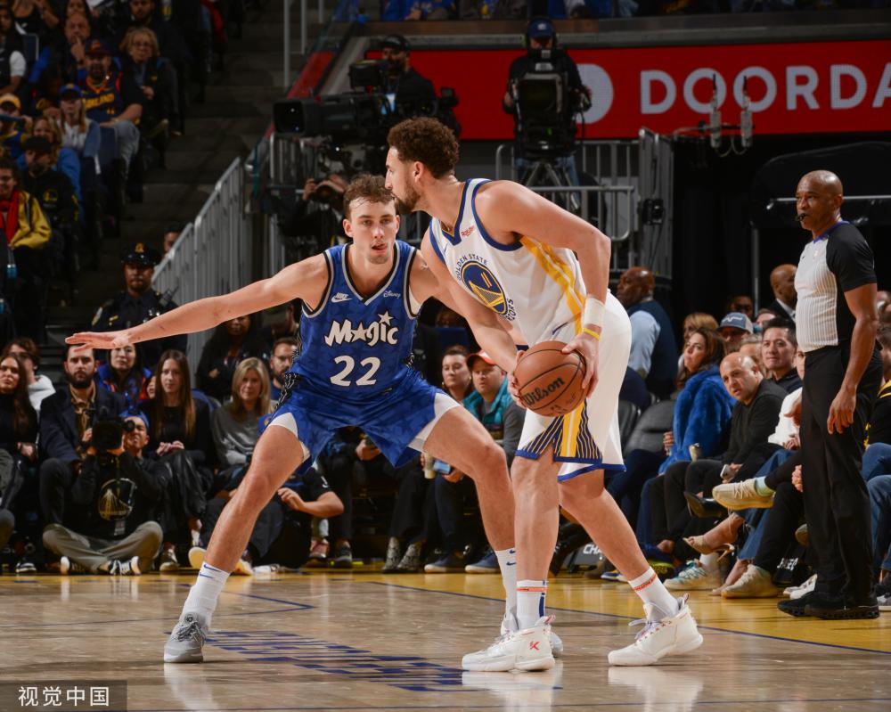 中始终保持 中始终保持